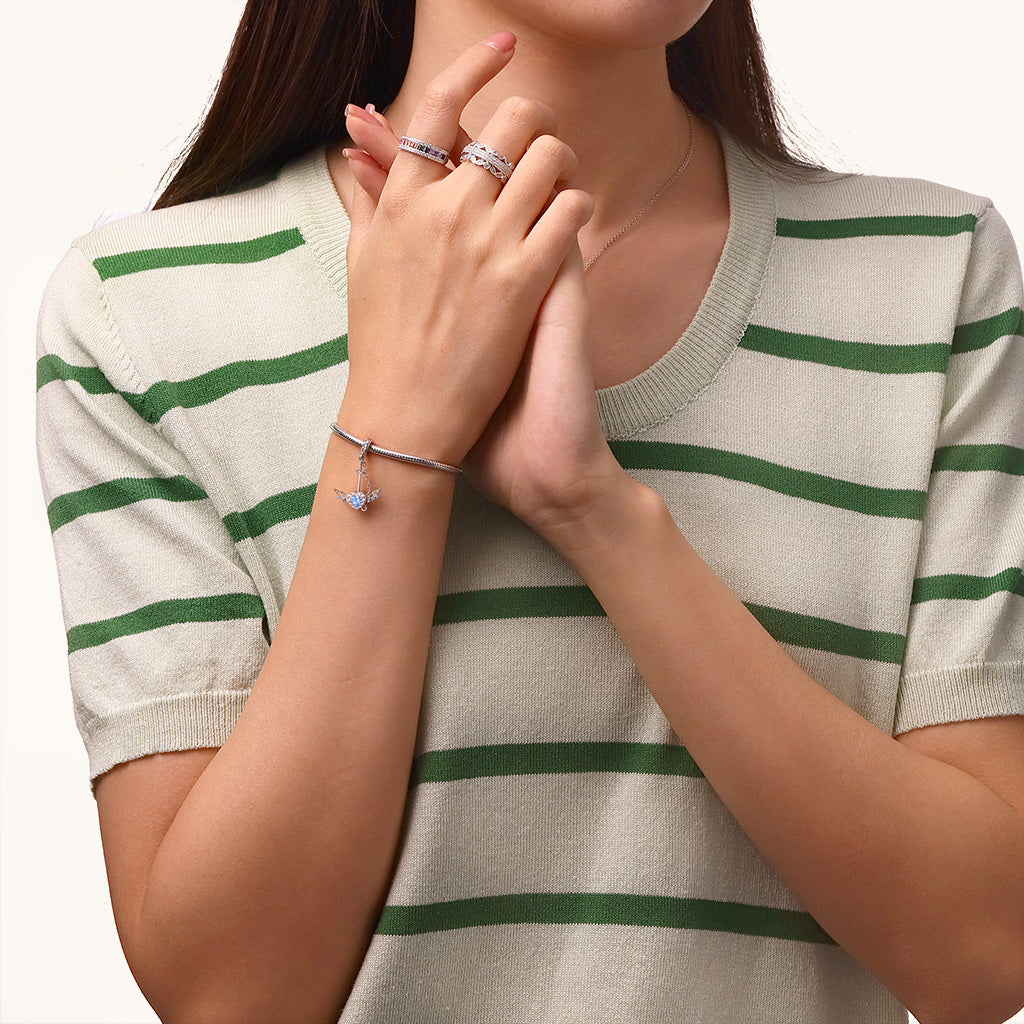 Gnoce Engravable Wounded Heart & Dagger Pendant Dangle Charm_4