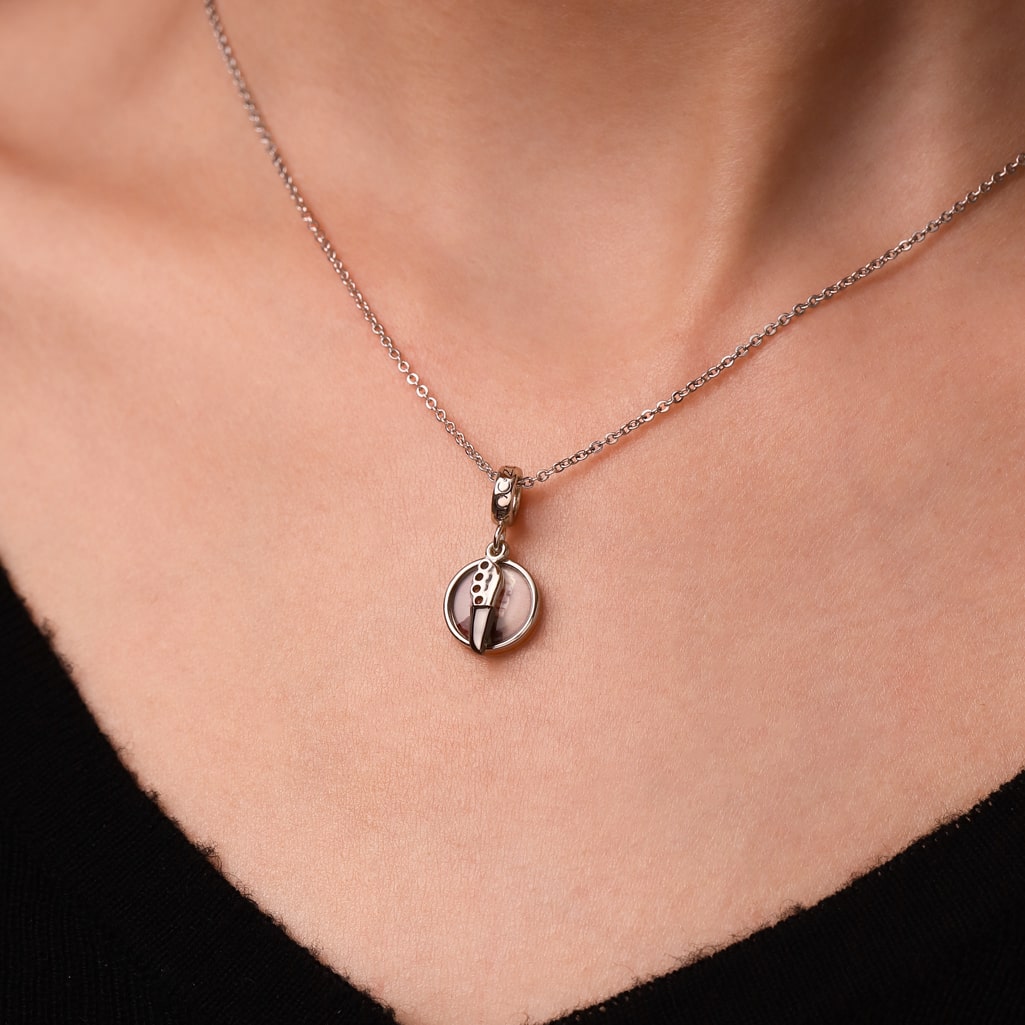 Gnoce Walking Dead Tough Carol Peletier Pendant Dangle Charm_5