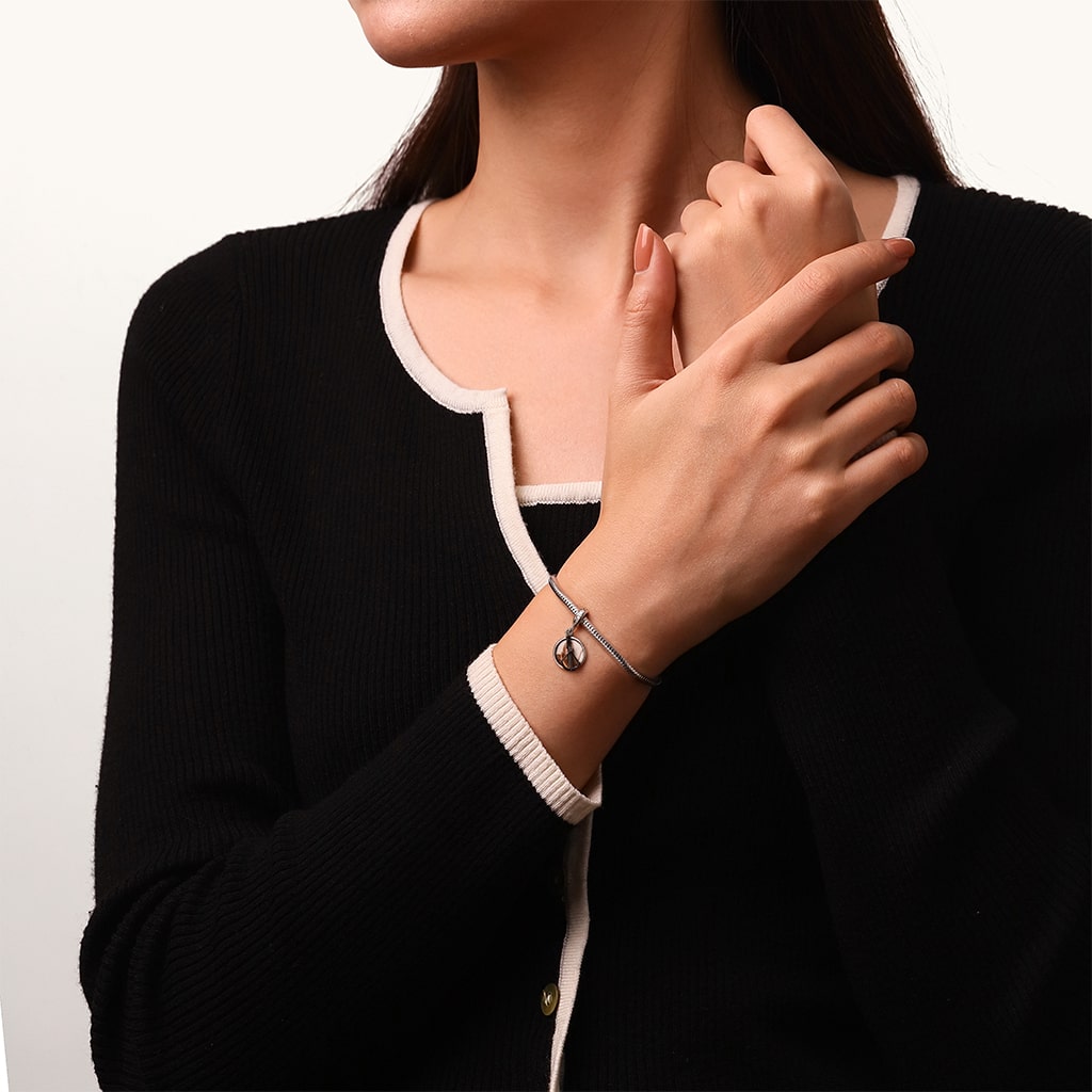 Gnoce Walking Dead Daryl Dixon & Crossbow Pendant Dangle Charm_6