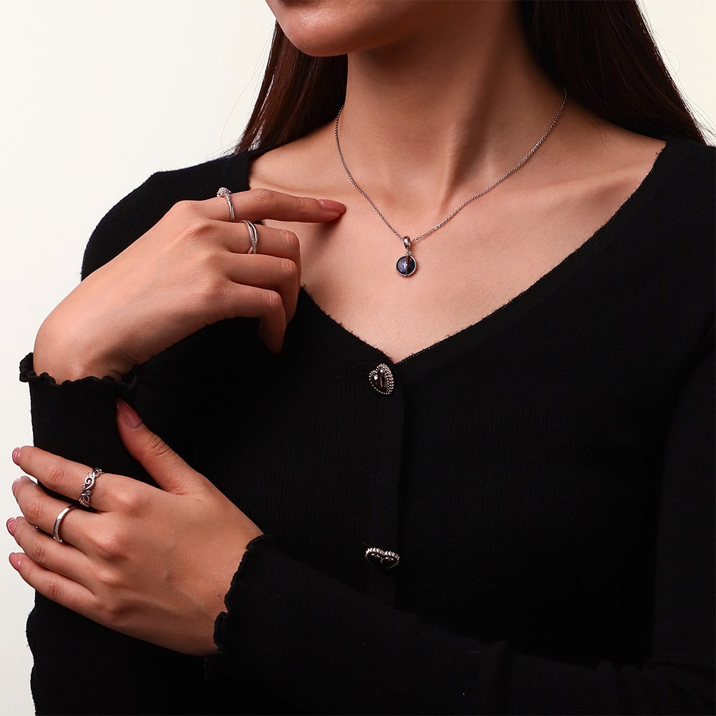 Gnoce Walking Dead Maggie Greene Rhee Pendant Dangle Charm_5