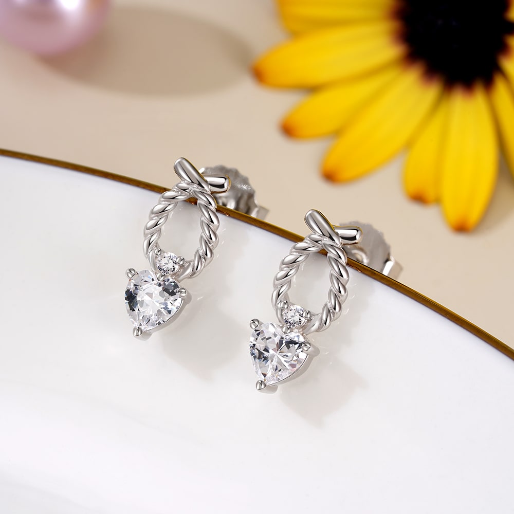 Gnoce Heart Twisted Rope Stud Earrings_3