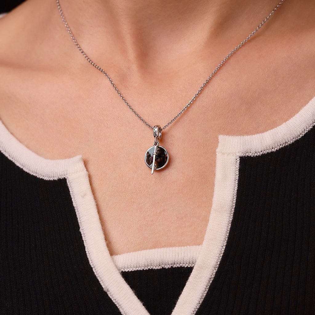 Gnoce Walking Dead Michonne Hawthorne & Katana Pendant Dangle Charm_5