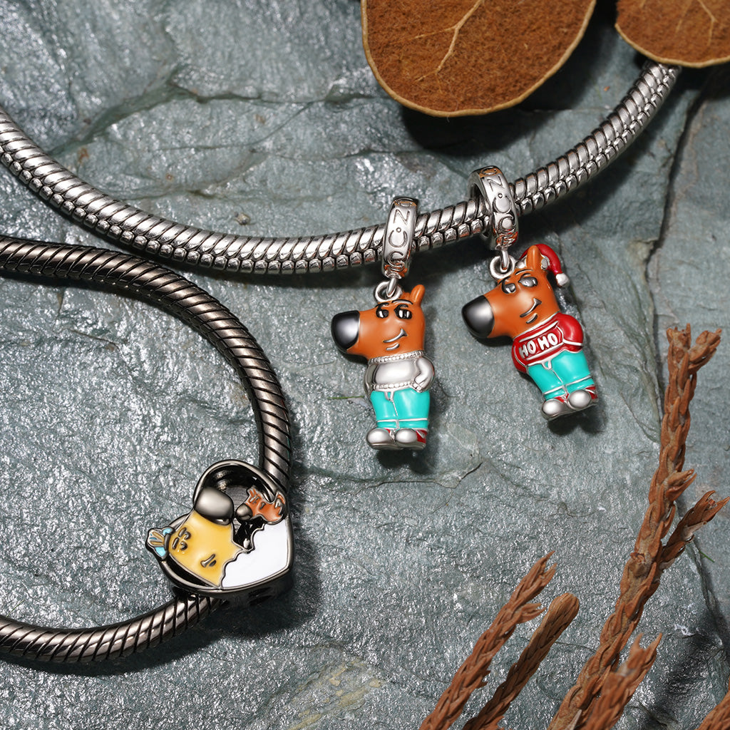 Gnoce Chill Guy Bath Heart Charm_3