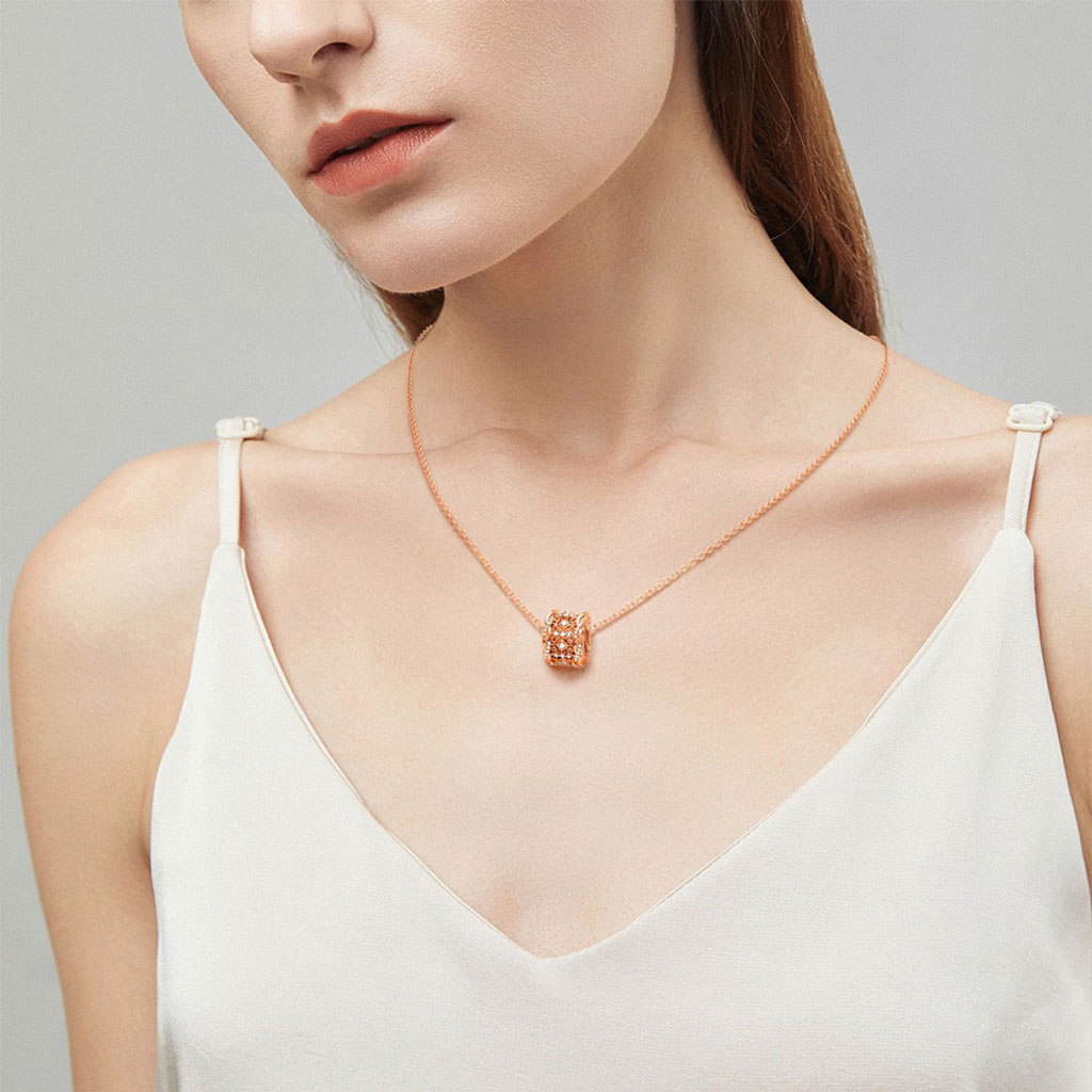 Gnoce Vintage Cross Twisted Drum Pendant Necklace_4