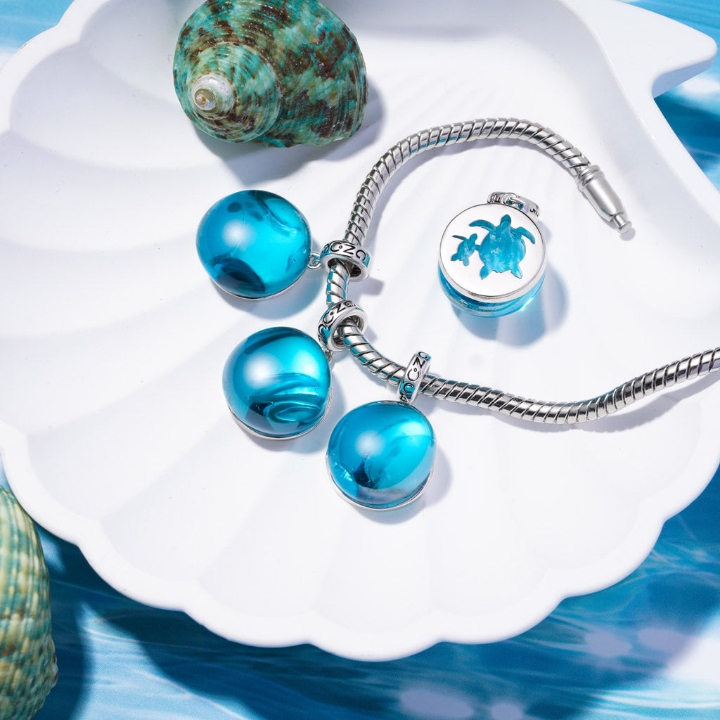 Gnoce Deep Sea Journey - Hammerhead Shark Glass Projection Pendant Dangle Charm_4