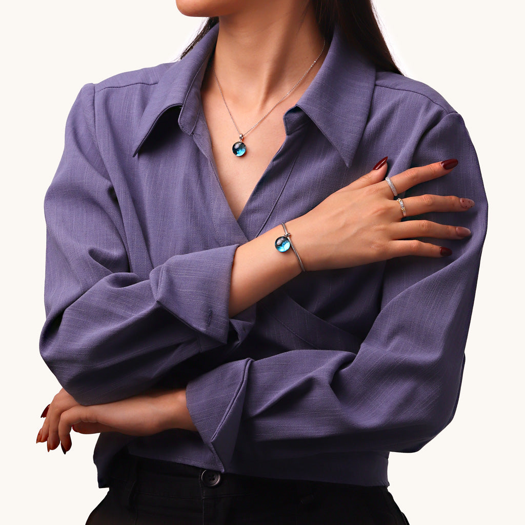 Gnoce Deep Sea Journey - Devil Rays Glass Projection Pendant Dangle Charm_5