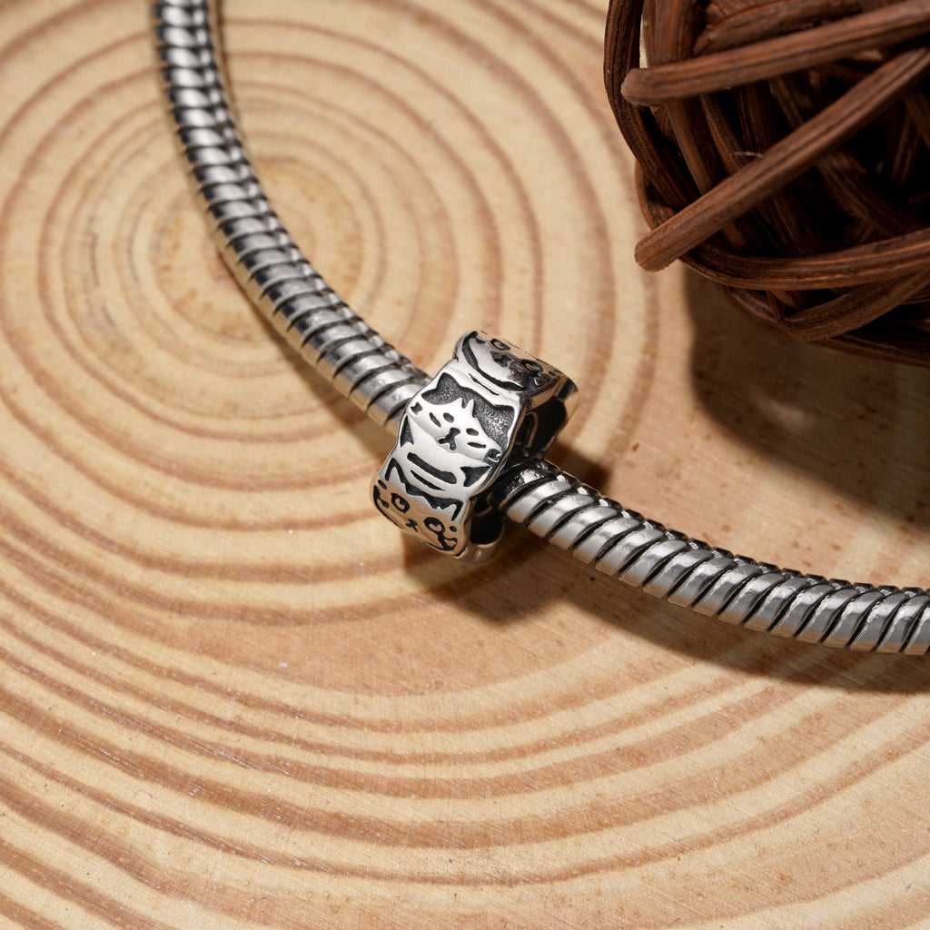 Gnoce Black Graffiti Expression Cat Stopper Charm_2