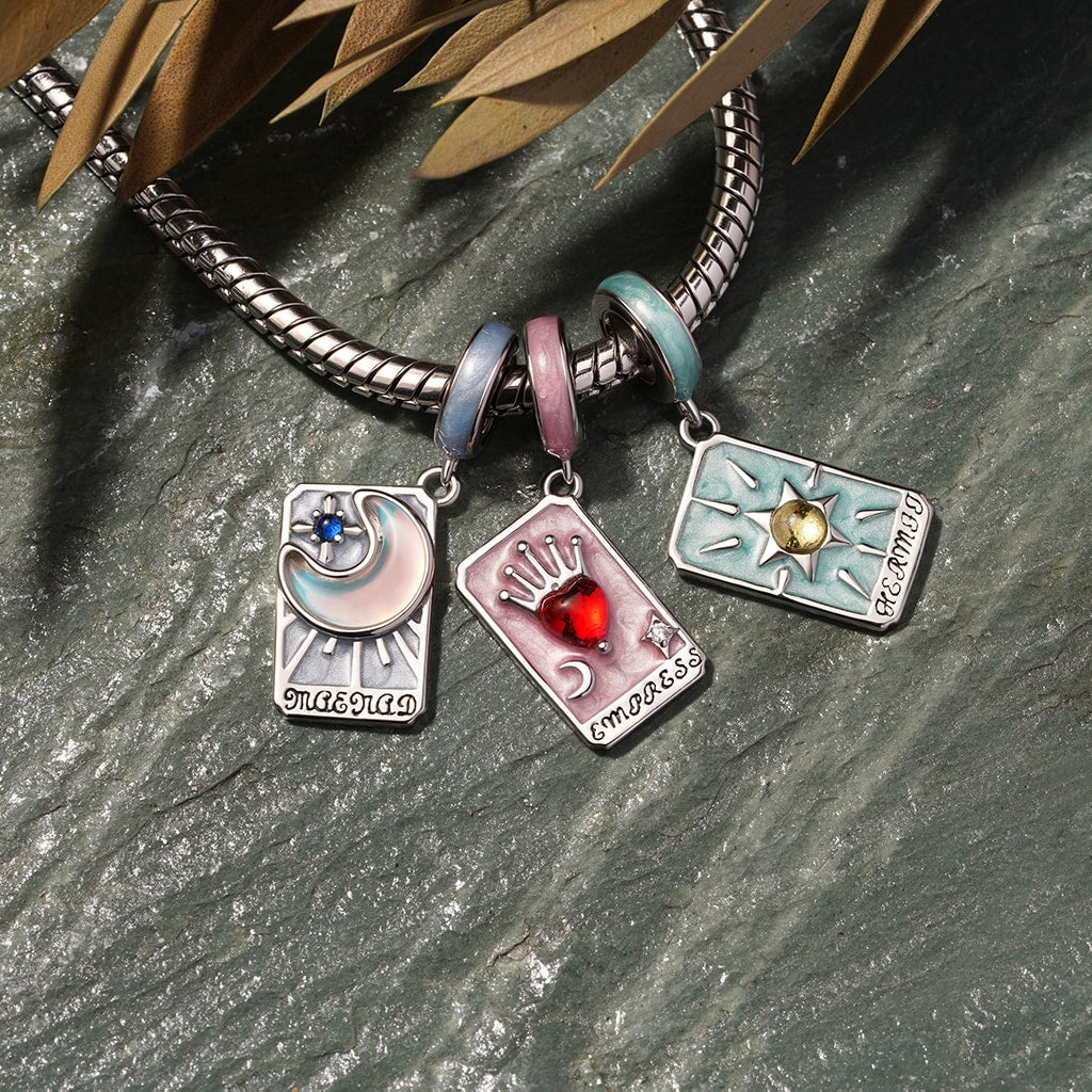 Gnoce Hermit Tarot Pendant Dangle Charm_2