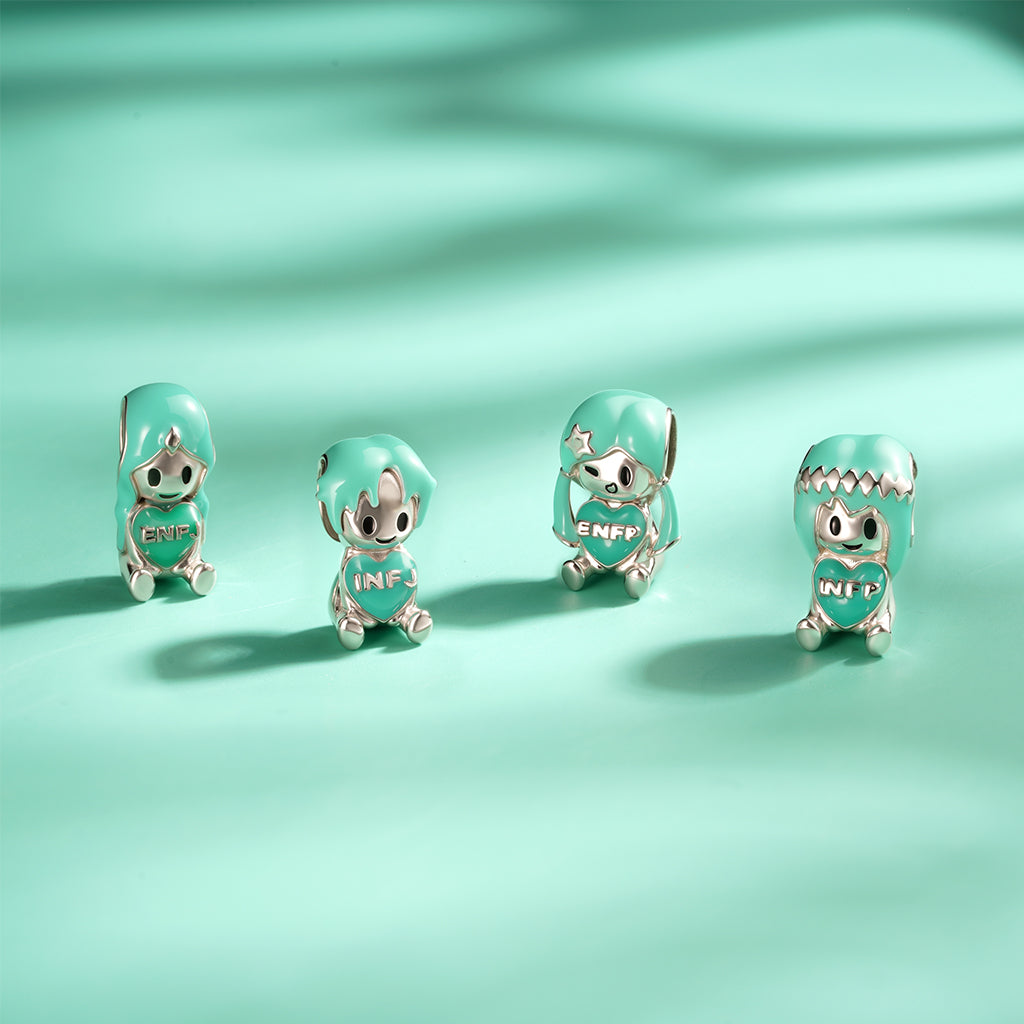 Gnoce ISFJ Personality Type Embraces Love Charm_4