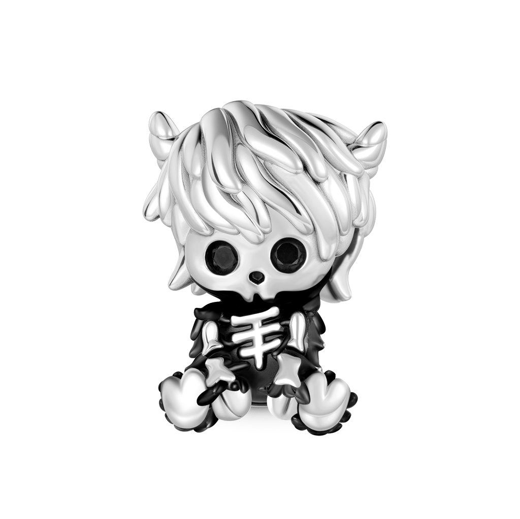 Gnoce Skull Highland Cow Charm_1