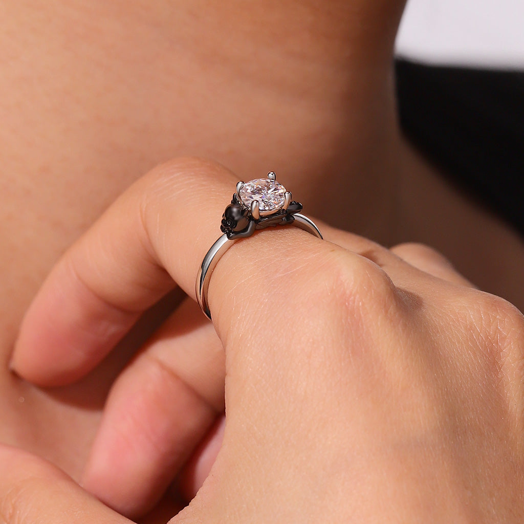 Gnoce Little Black Dragon Embraces Moissanite Round Cut Ring_9