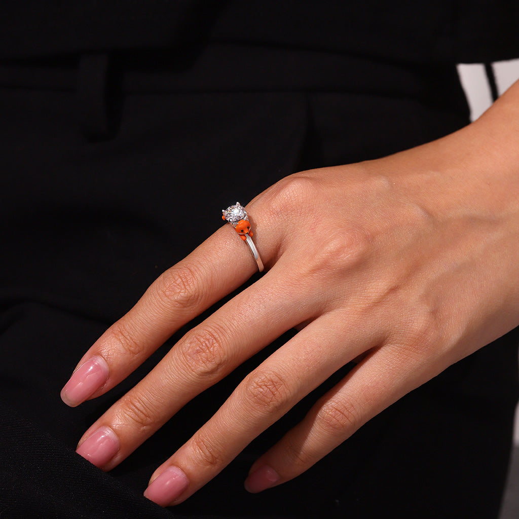 Gnoce Fox Embraces Moissanite Round Cut Ring_8