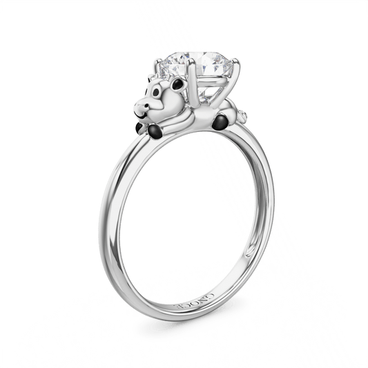 Gnoce Dairy Cow Embraces Moissanite Round Cut Ring_1