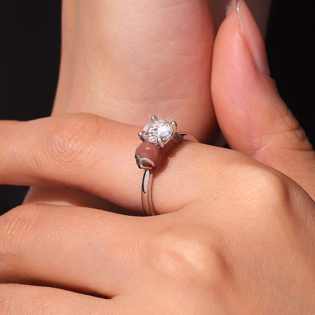 Gnoce Sloth Embraces Moissanite Round Cut Ring_9