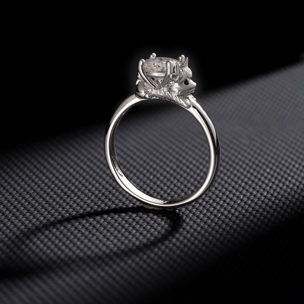 Gnoce Highland Cow Embraces Moissanite Round Cut Ring_7