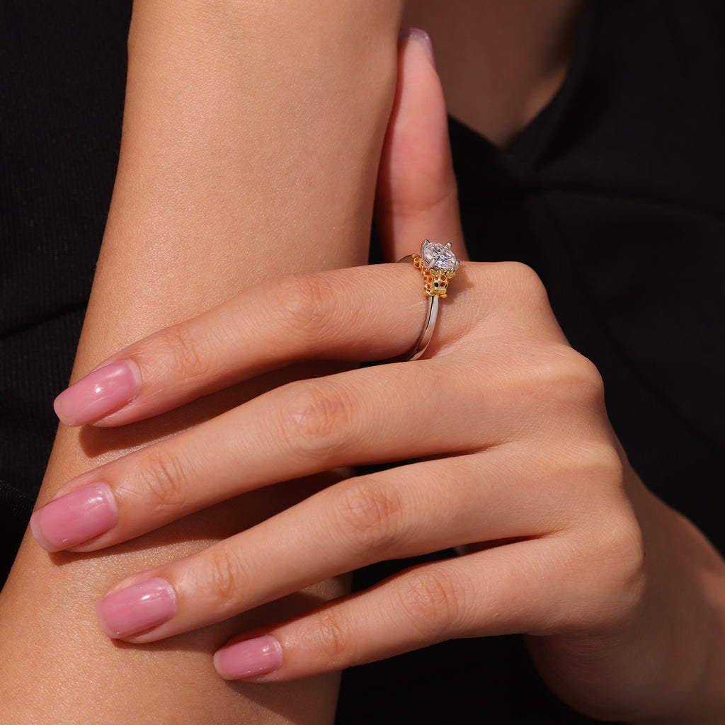 Gnoce Giraffe Embraces Moissanite Round Cut Ring_8