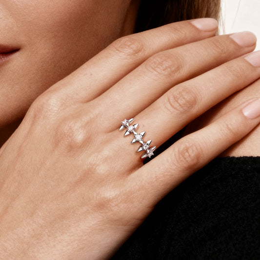 Gnoce Pave Diamond Spear Ring_2